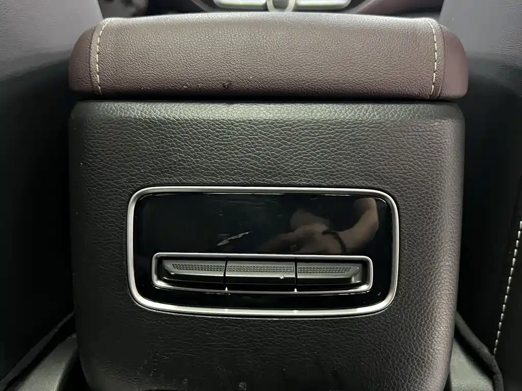 GAC Trumpchi M6 2022 — фото 20
