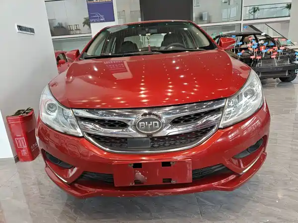BYD Surui 2015