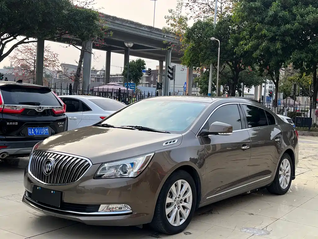 Buick LaCrosse 2016 — фото 21