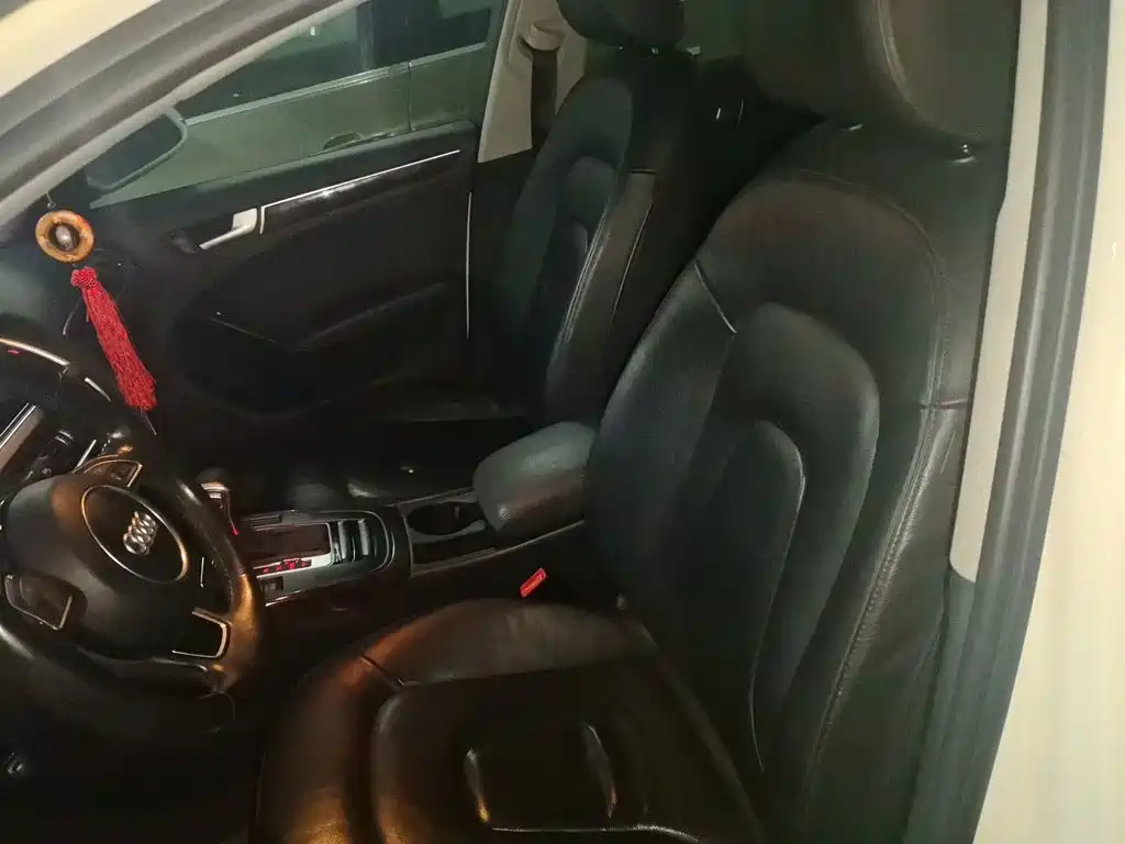 Audi A4L 2014