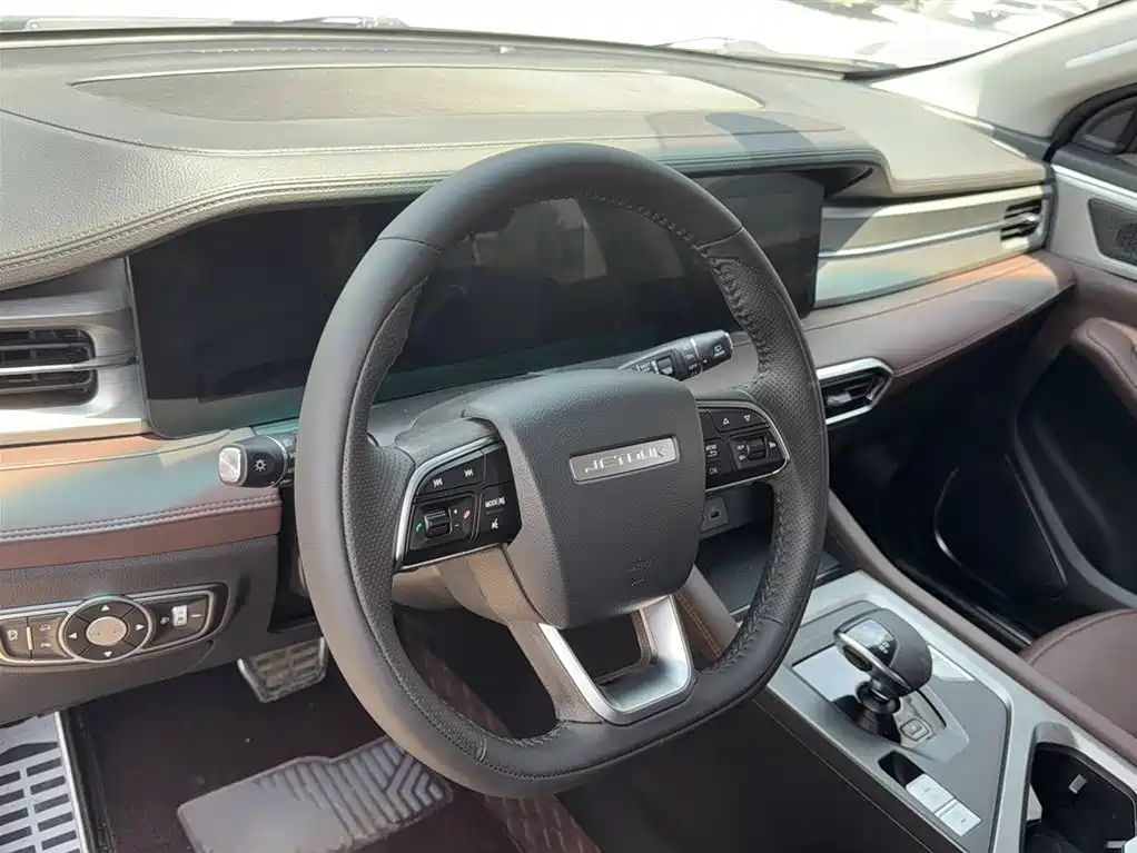 Jetour X90 PLUS 2023 — фото 20