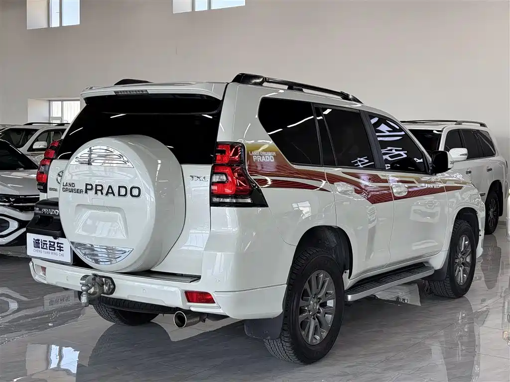 Toyota Prado 2019 — фото 4