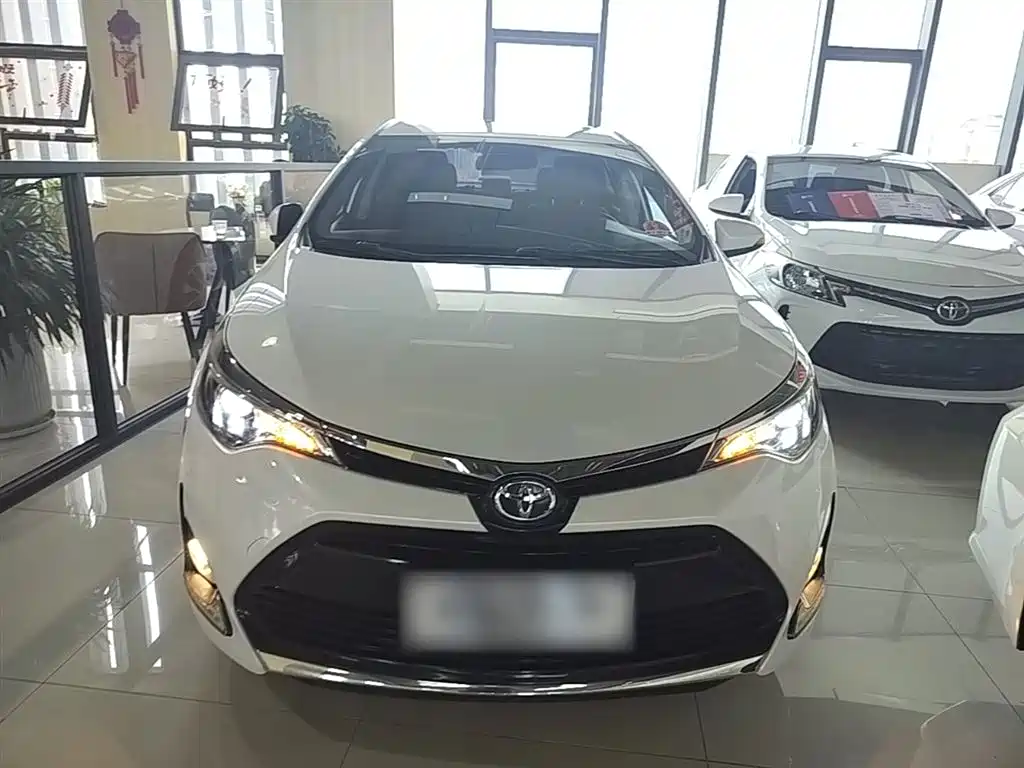 Toyota Levin 2018 — фото 3