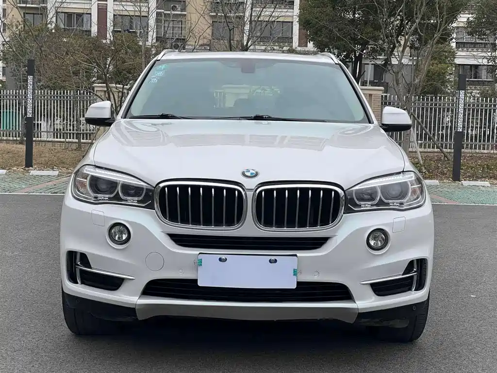 BMW X5 2018 — фото 8