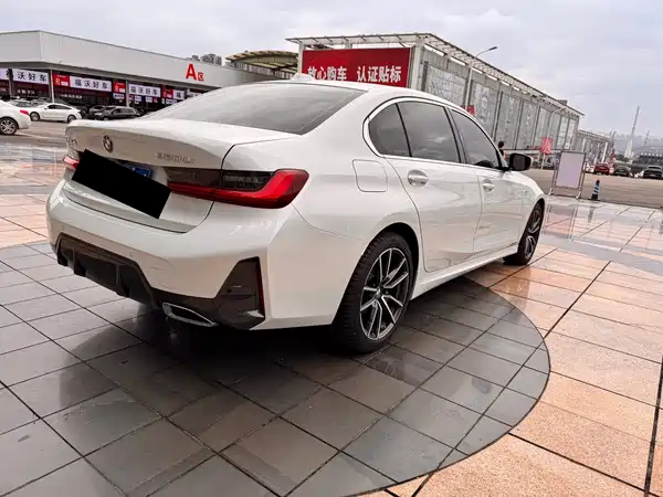 BMW 3 Series 2023