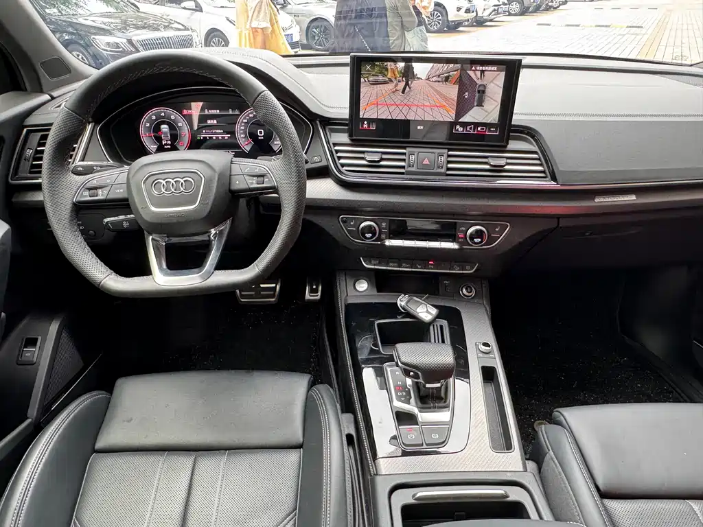 Audi Q5L 2024 — фото 13