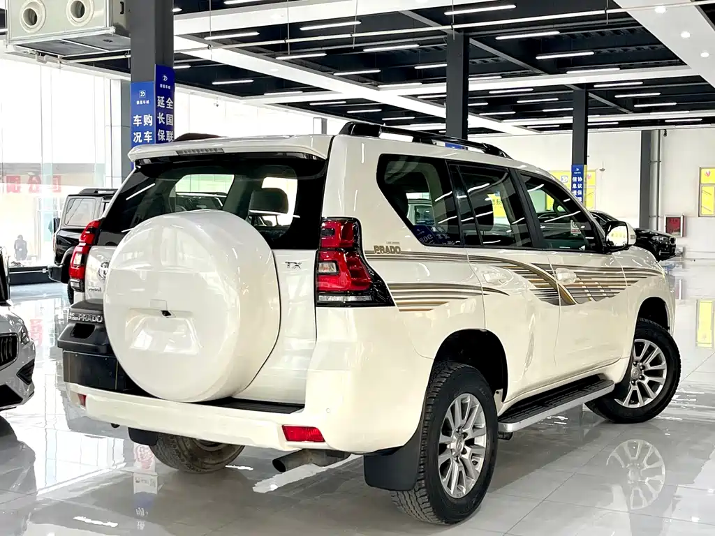 Toyota Prado 2019 — фото 9