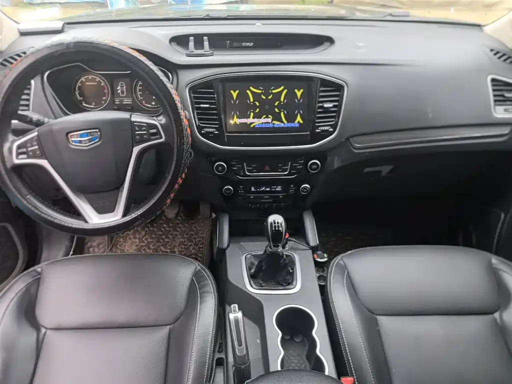 Geely Vision X6 2017 — фото 10