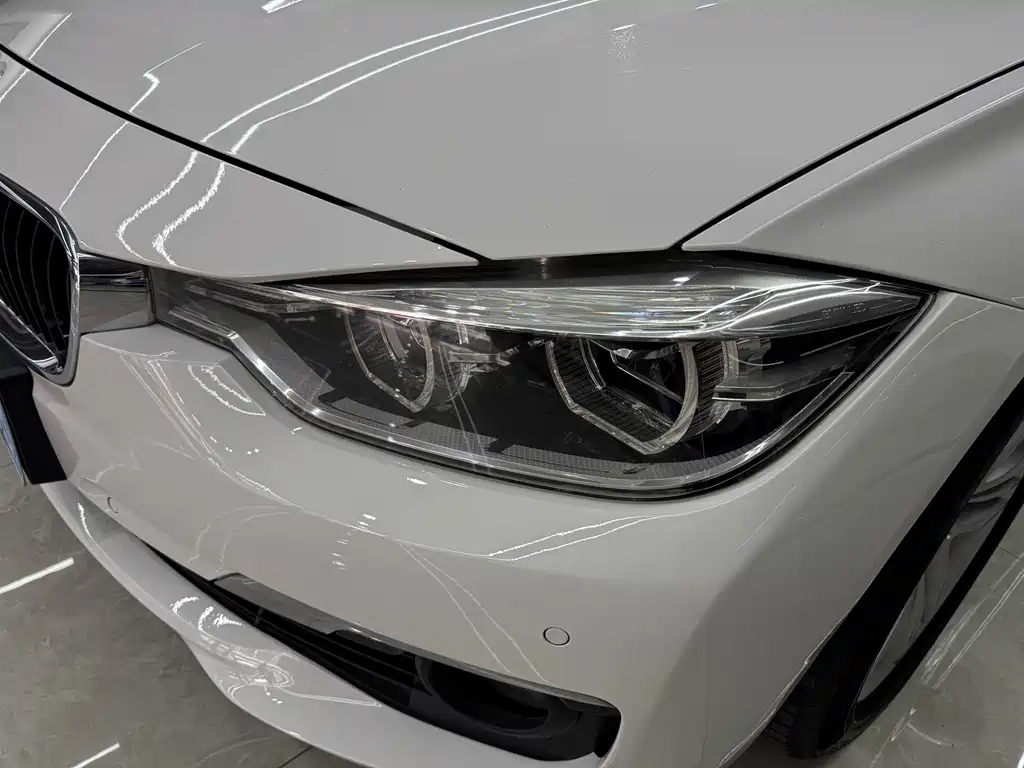 BMW 3 Series 2016 — фото 7