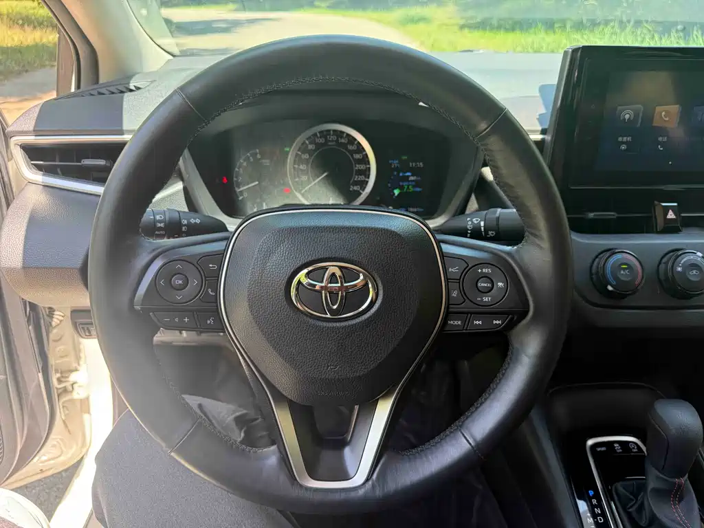 Toyota Corolla 2022 — фото 10