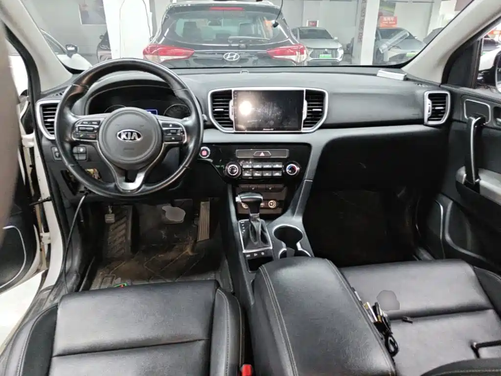 Kia KX5 2016 — фото 10
