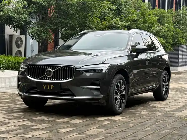 Volvo XC60 2022