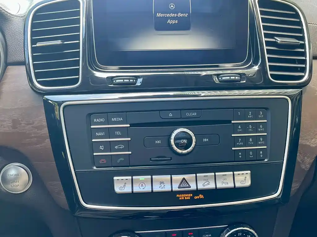 Mercedes-Benz GLE 2017 — фото 20