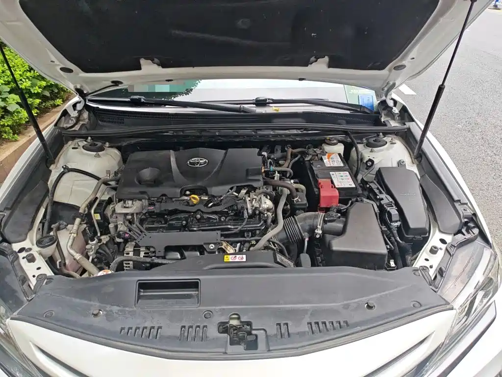 Toyota Camry 2021 — фото 11