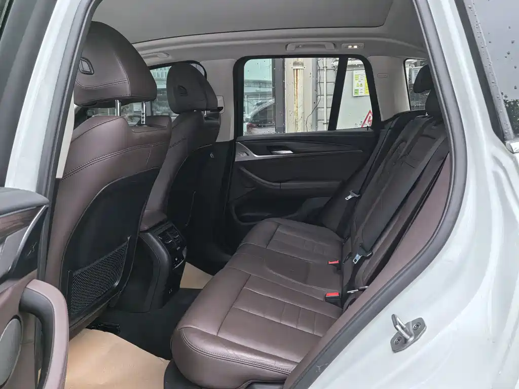 BMW X3 2020 — фото 14