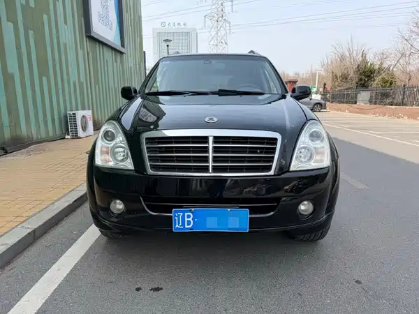 Ssangyong Rexton 2013