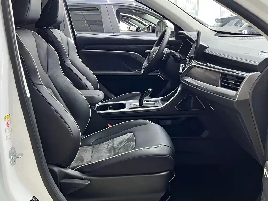 Haval H6 2023 — фото 19