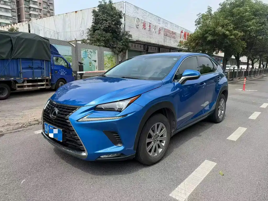 Lexus NX 2019
