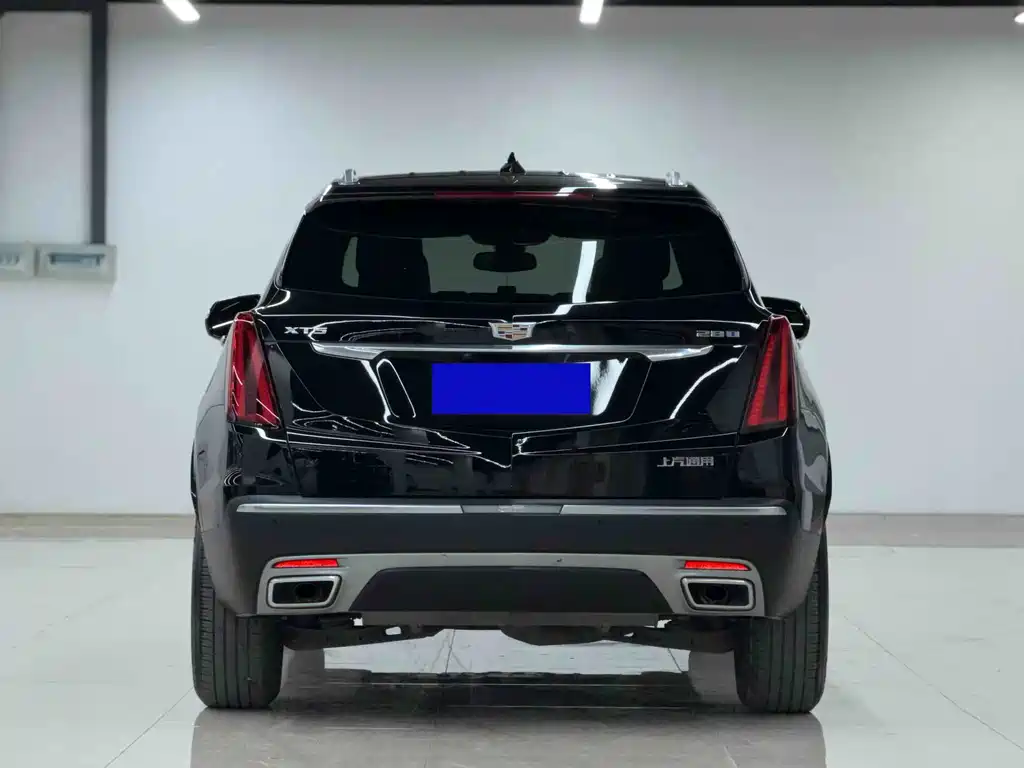 Cadillac XT5 2023 — фото 5