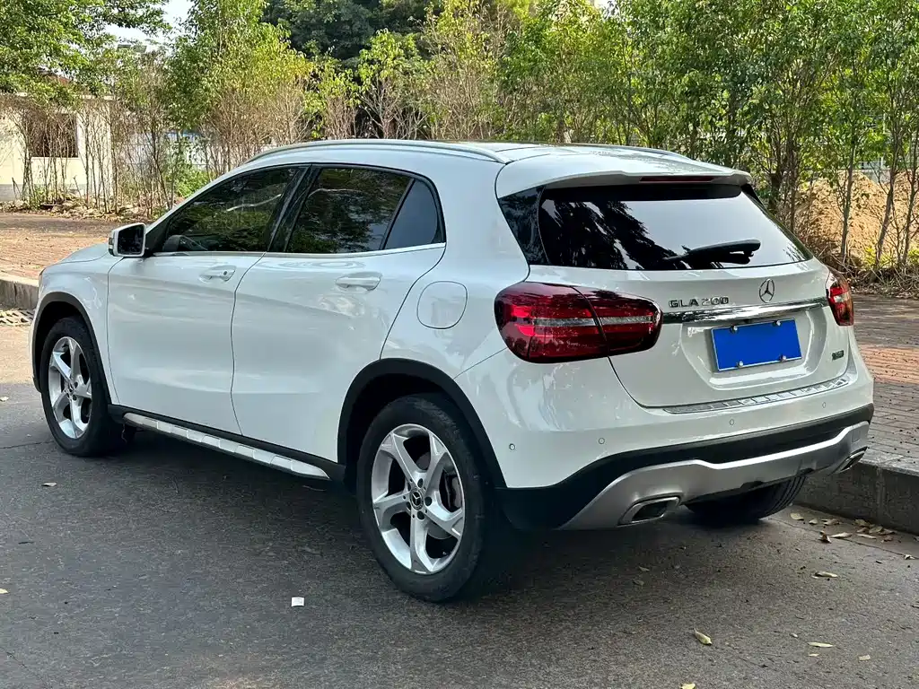 Mercedes-Benz GLA 2019