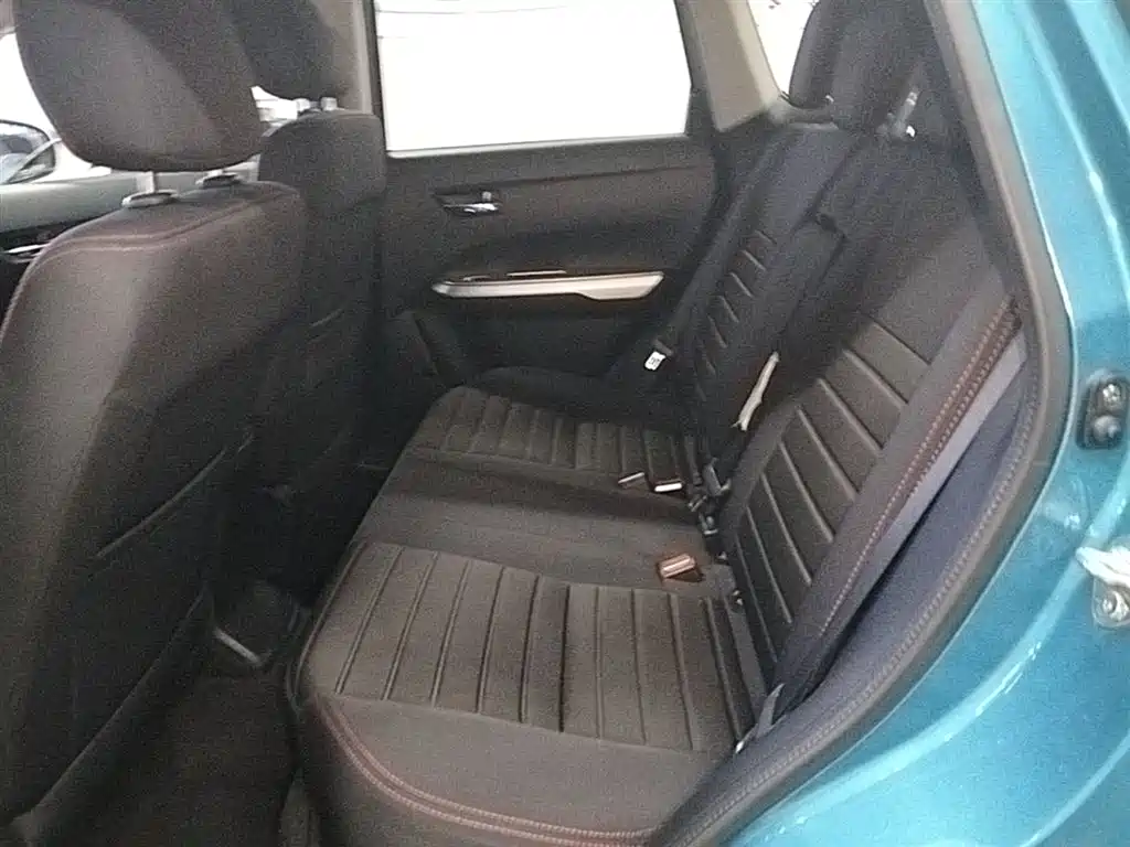 Suzuki Vitara 2016 — фото 17