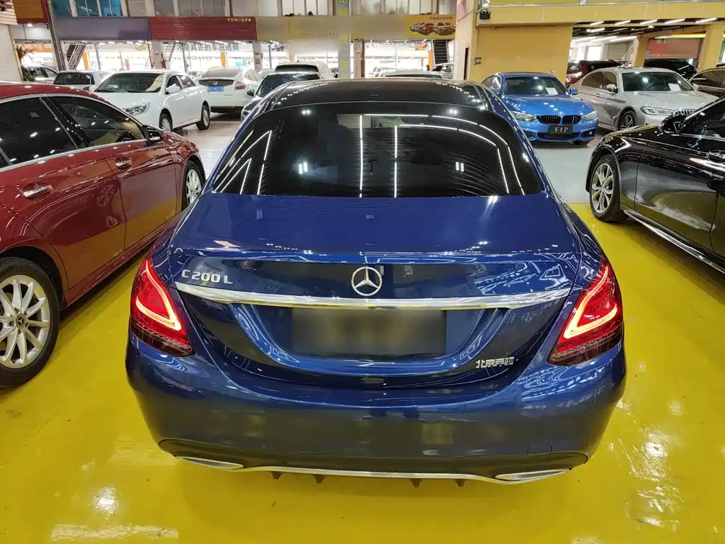 Mercedes-Benz C-Class 2021
