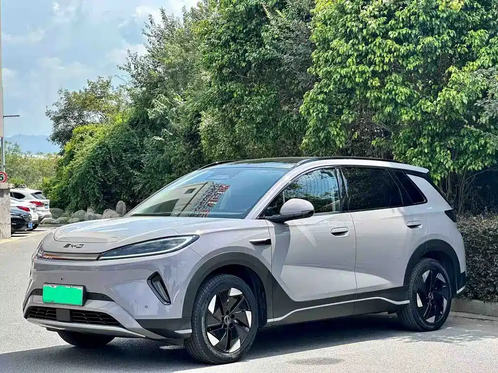BYD Sealion 05 EV 2025 — фото 1