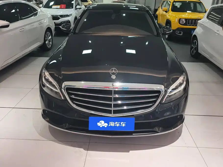 Mercedes-Benz C-Class 2019