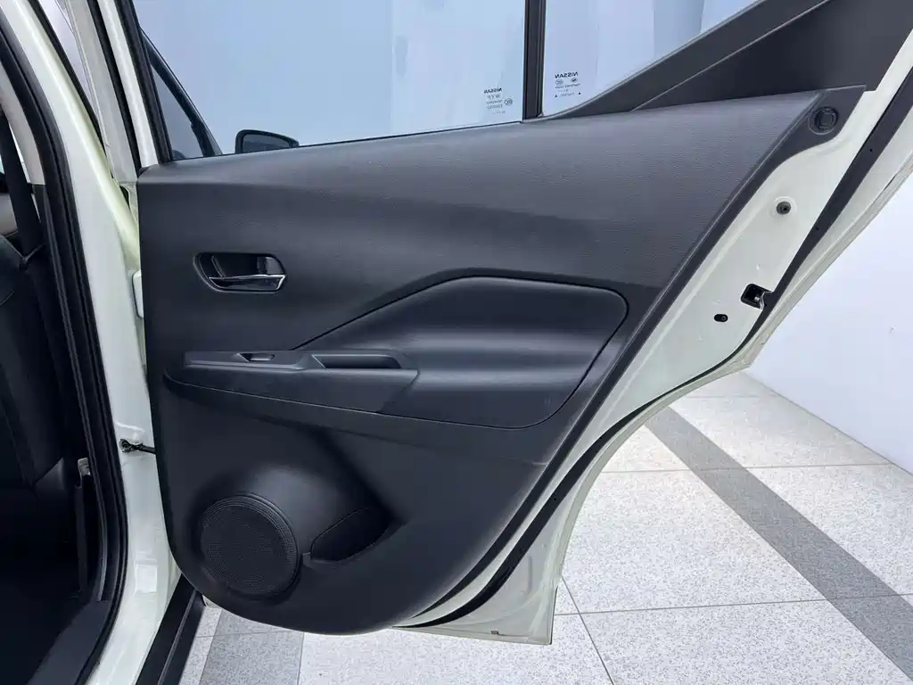 Nissan Kicks 2023 — фото 16