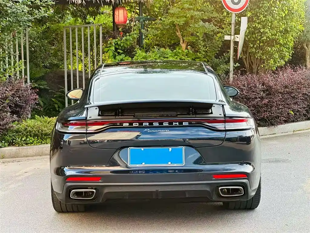 Porsche Panamera 2022 — фото 8