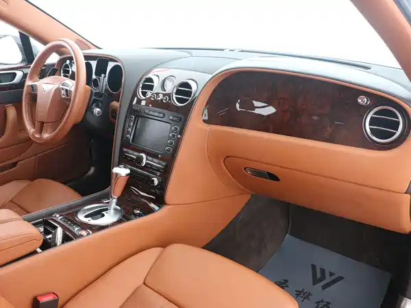 Bentley Flying Spur 2010