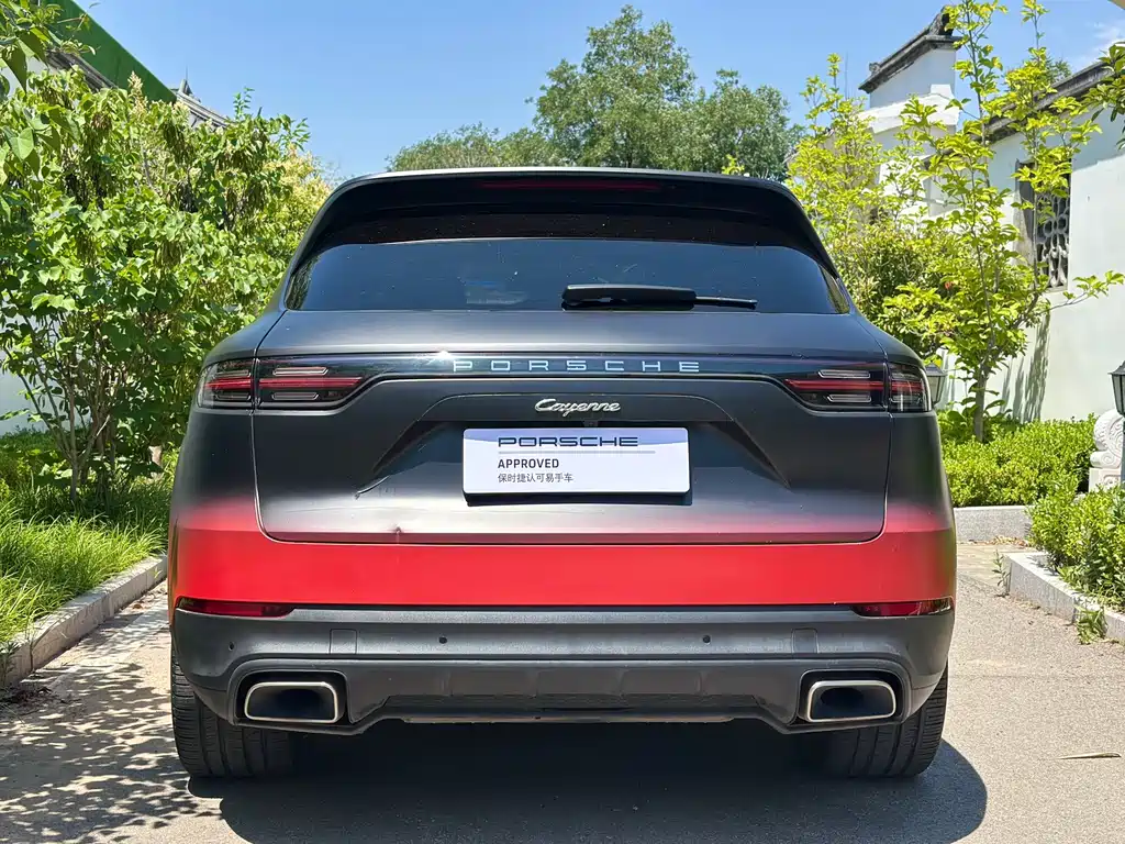 Porsche Cayenne Hybrid 2022