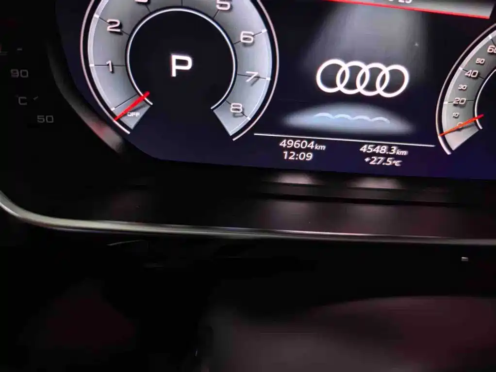 Audi A8 2024 — фото 3