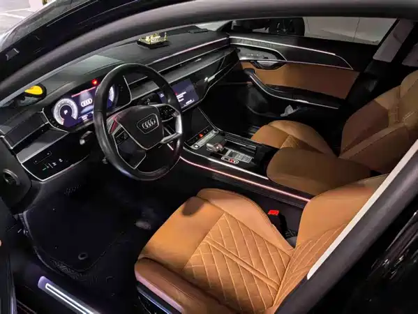 Audi A8 2024
