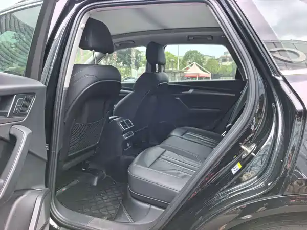 Audi Q5L 2022