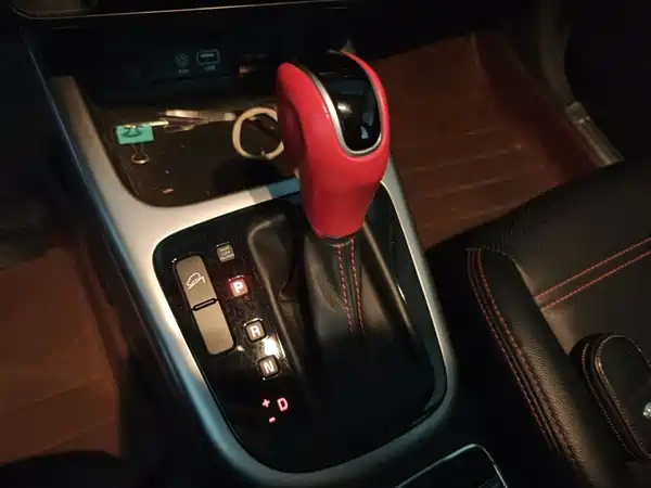 Kia KX3 2015