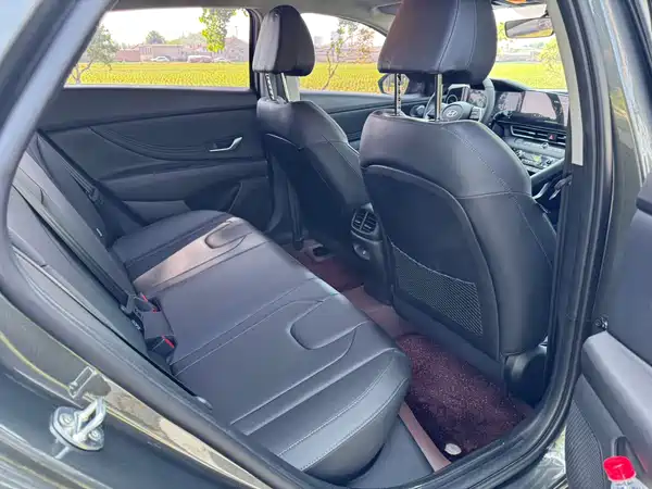 Hyundai Elantra 2026