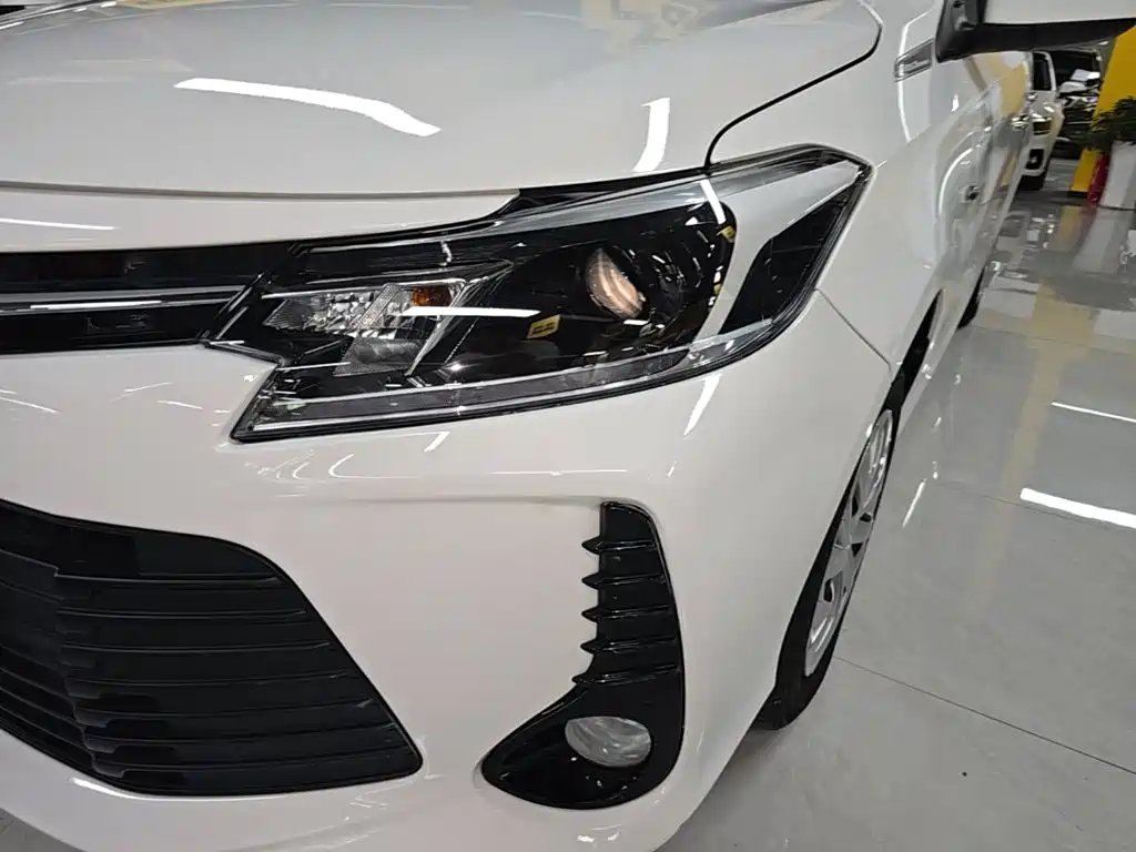 Toyota Vios 2023 — фото 24