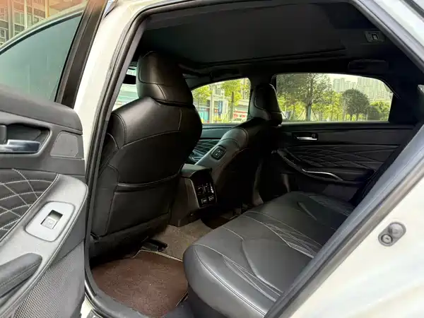 Toyota Avalon 2023