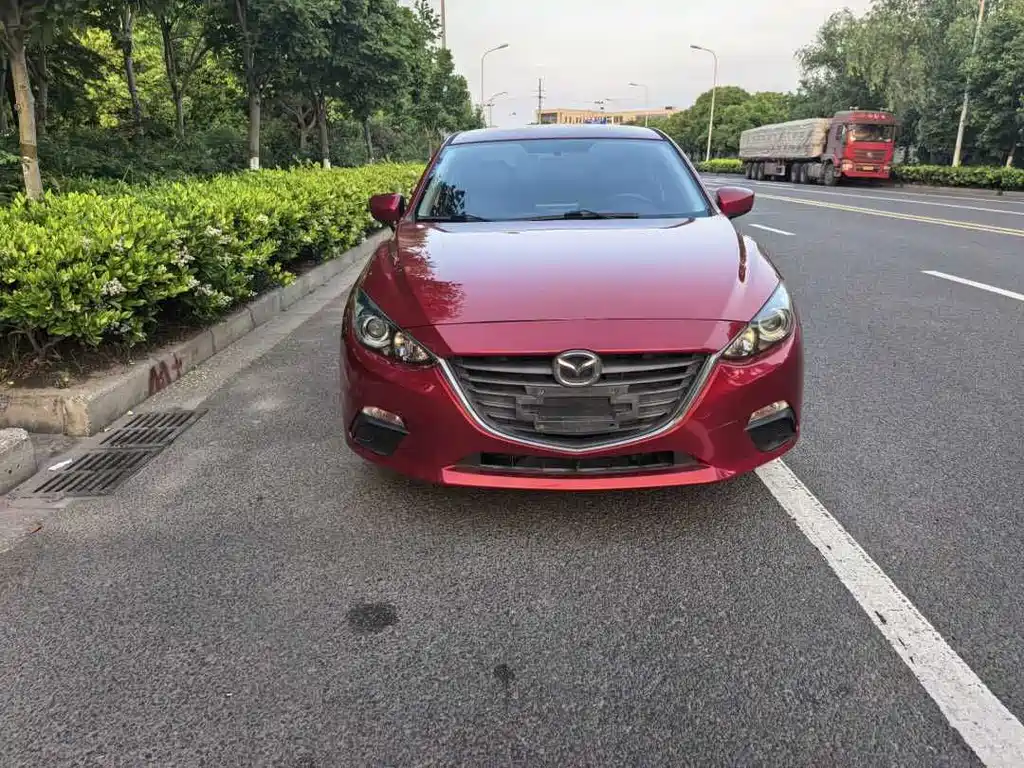 Mazda 3 Axela 2015 — фото 2
