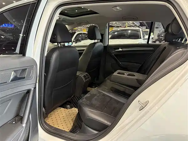 Volkswagen Golf 2018