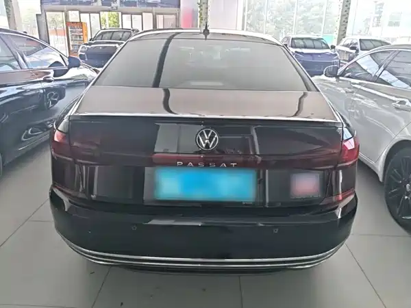 Volkswagen Passat 2024