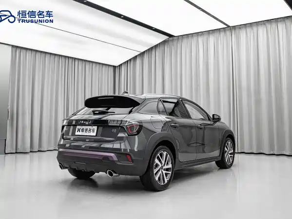 Lynk & Co 02 2022