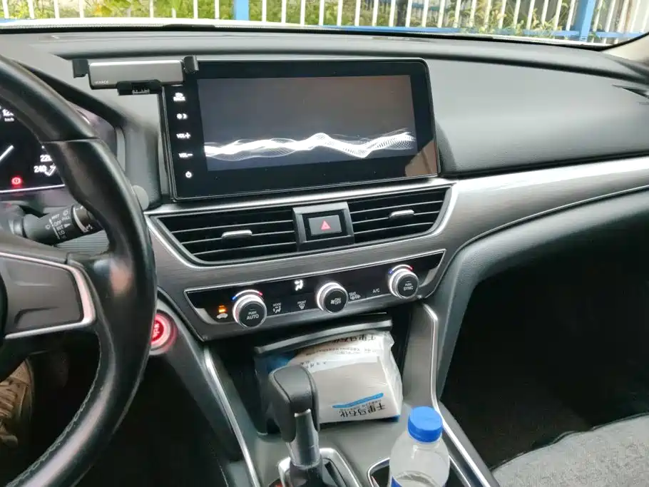 Honda Accord 2021 — фото 13