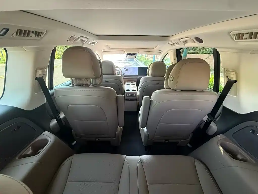 Li Auto i8 2026 — фото 17