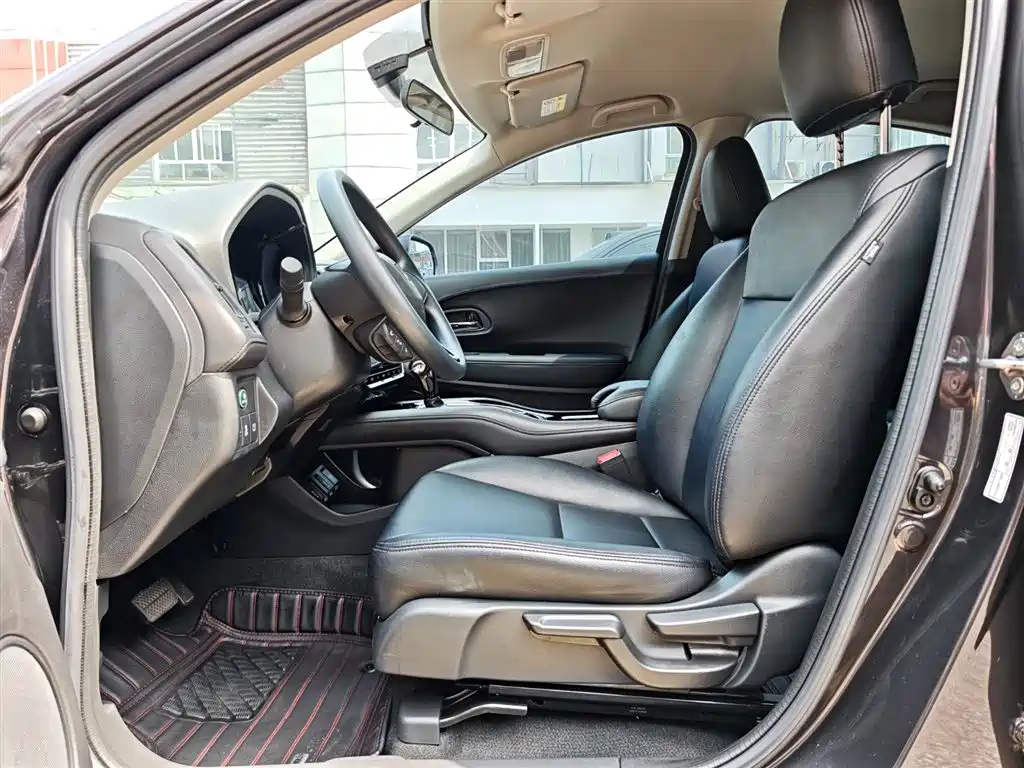 Honda Vezel 2022 — фото 11