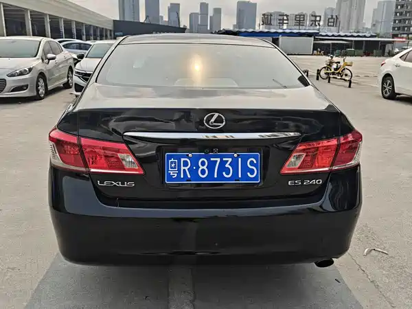 Lexus ES 2010