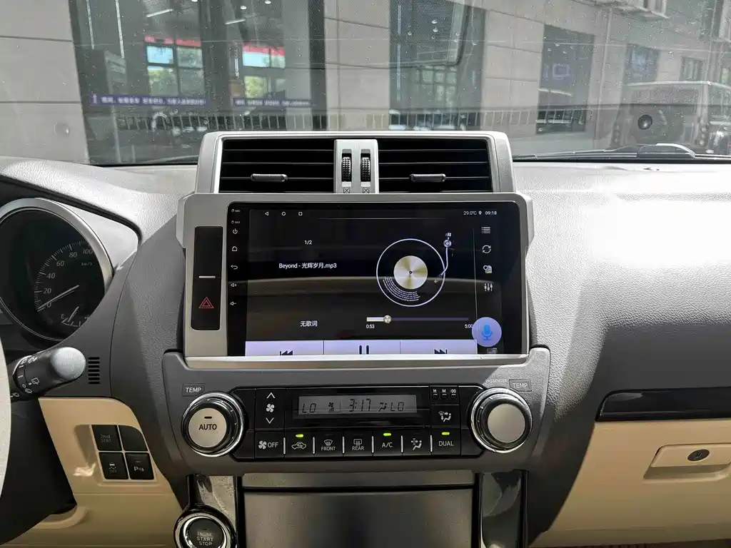 Toyota Prado 2015 — фото 20