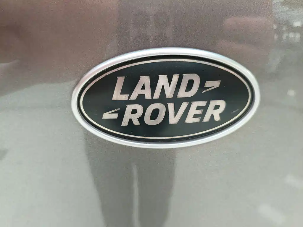 Land Rover Velar 2018 — фото 27