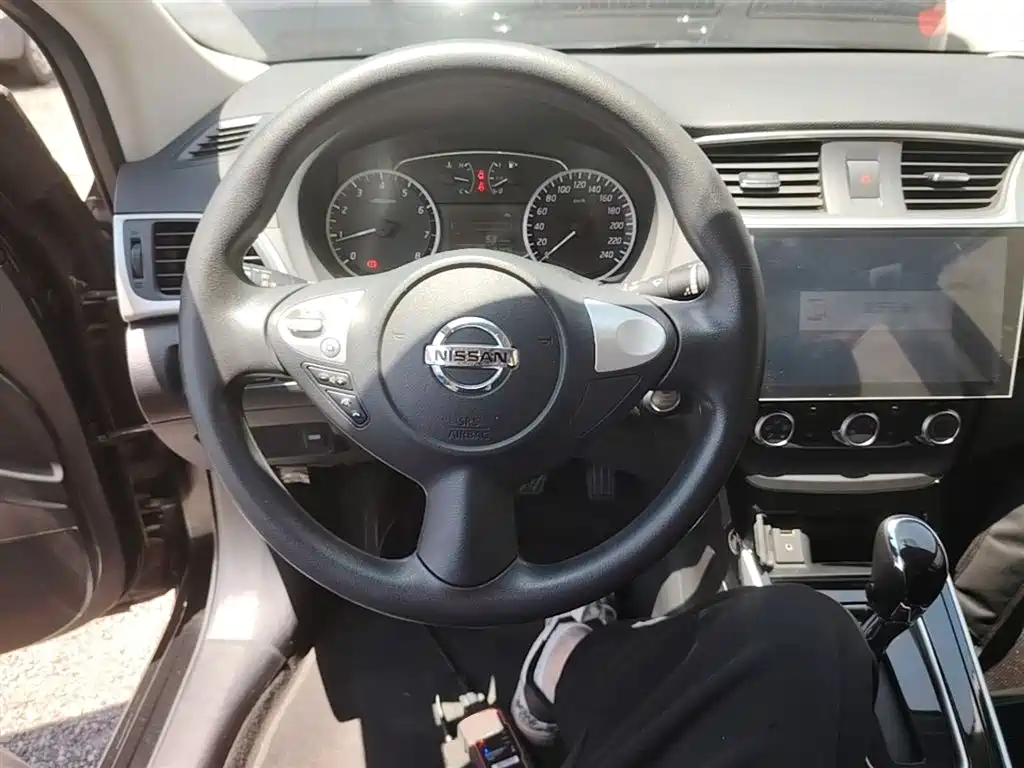 Nissan Sylphy 2016 — фото 11